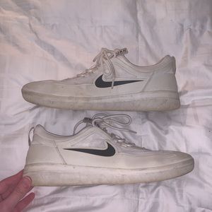Nike Nyjah Sneakers